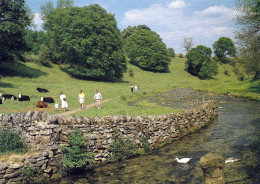 1 AK England * Bradford Dale - Der Fluss Bradford Fließt Zwischen Youlgrave Und Middleton * - Derbyshire