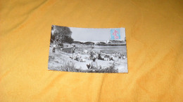 CARTE POSTALE ANCIENNE CIRCULEE DE 1963../ MENNETOU SUR CHER.- LA PLAGE ET LE PONT SUR LE CHER...CACHET + TIMBRES - Altri & Non Classificati