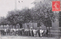 Freinville - L'Usine - Entree Des Ouvriers  - CPA °J - Autres & Non Classés