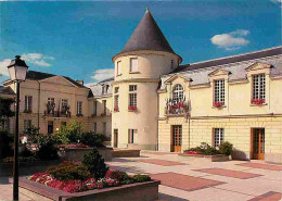 92 - Clamart - Hôtel De Ville - Fleurs - CPM - Voir Scans Recto-Verso - Clamart