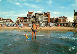 59 - Bray Dunes - La Plage Et Le Front De Mer - Scènes De Plage - CPM - Voir Scans Recto-Verso - Bray-Dunes