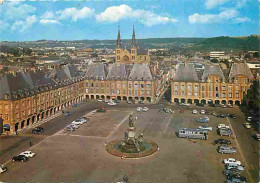 08 - Charleville Mézières - La Place Ducale Et La Statue De Charles De Gonzague - Automobiles - Bus - CPM - Voir Scans R - Charleville