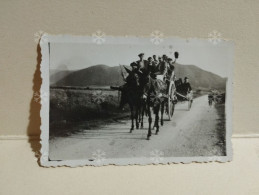 Photo Italia Foto Sardegna SERRA SECCA (Sassari) Carrozza Scena Campestre 1933.  65x43 Mm - Europa