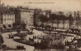 CPA BREST   Le Square De La Place Du Château 1924 - Brest