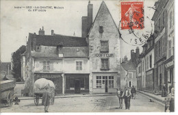 36 - LA CHATRE - T.Belle Vue Animée D'une Maison Du XVè Siècle ( Coiffeur ) - La Chatre