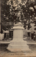 CPA  LAVAL  Statue De Jeanne D'Arc   1920 - Laval