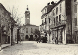 *CPSM  - 34 - MARAUSSAN - Place De La Mairie - Autres & Non Classés