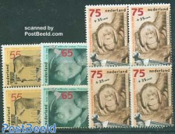 Netherlands 1988 Summer Welfare 3v Blocks Of 4 [+], Mint NH, Nature - Animals (others & Mixed) - Monkeys - Sea Mammals - Unused Stamps