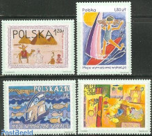 Poland 2003 Children Paintings 4v, Mint NH, Nature - Camels - Poultry - Art - Children Drawings - Ongebruikt