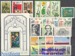 Germany, Berlin 1977 Year Set 1977 (28v+1s/s), Mint NH - Unused Stamps