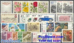 Germany, Berlin 1982 Year Set 1982 (30v), Mint NH - Unused Stamps