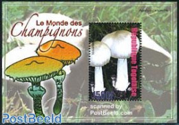 Togo 2006 Mushrooms S/s, Mint NH, Nature - Mushrooms - Pilze