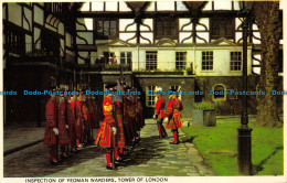 R063623 Inspection Of Yeoman Warders. Tower Of London - Andere & Zonder Classificatie