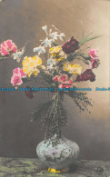 R062503 Old Postcard. Flowers In Vases. 1913 - Monde