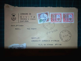 ITALIE, Enveloppe Envoyée à Buenos Aires, Argentine Avec Divers Timbres-poste (châteaux Ou Autres). Appartenant à La Com - 1981-90: Usati