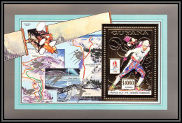 86155/ Guyana Mi N°205 A Jeux Olympiques (olympic Games) Albertville 1992 FABRICE GUY Espace (space) OR Gold ** MNH - Winter 1992: Albertville