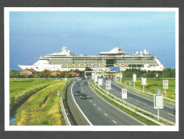 Cruise Liner M/S BRILLIANCE Of The SEAS  - ROYAL CARIBBEAN INTERNATIONAL Shipping Company - - Transbordadores