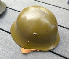 Casque Bulgare Modèle 1936A - Cascos