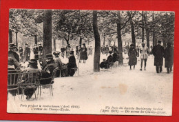 (RECTO / VERSO) PARIS PENDANT LE BOMBARDEMENT D' AVRIL 1918 - AVENUE DES CHAMPS ELYSEES - CPA - Champs-Elysées