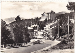 66. FONT ROMEU. CPA .ECHAPPEE SUR LE GRAND HOTEL. ANNÉES 50 - Andere & Zonder Classificatie