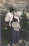 COUPLES, MAN WITH HAT AND WOMAN FLIRTING, RAKE, KISSING, SWITZERLAND, POSTCARD - Parejas