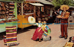 R063315 Colorful Olvera Street Los Angeles. California - Monde