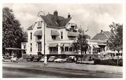 S-Hertogenbosch - Hotel Café Restaurant CHALET ROYAL, Wilhelminapark - Uitg. Onbekend  - 's-Hertogenbosch