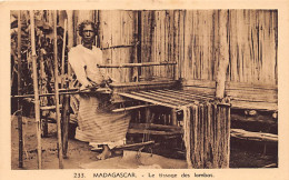 Madagascar - Le Tissage Des Lambas - Ed. L'Oeuvre Des Prêtres Malgaches 233 - Madagaskar