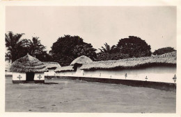 Bénin - Temple Du Goû Dans La Cour Du Roi Ghézo - Ed. IFAN 14 - Benin