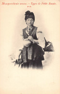 Ukraine - Types Of Little Russia - Woman With A Pair Of Shoes And A Water Bowl - Publ. Scherer, Nabholz And Co. 20 - Oekraïne