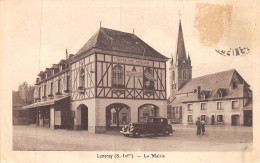 P-24-Mi-Is-1552 : LUNERAY. AUTOMOBILE DEVANT LA MAIRIE - Andere & Zonder Classificatie