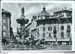 Bm224 Cartolina Trento Citta' Fontana Del Nettuno - Trento