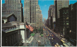 102 - Looking Up Fifth Avenue From N.Y Public Library - Andere & Zonder Classificatie