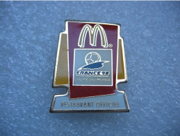 Pin's Mac Donald, Restaurant Officiel De La Coupe Du Monde France 98 - McDonald's