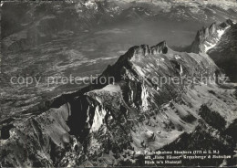 11630016 Staubern Fliegeraufnahme Hohe Haeuser Kreuzberge Mutschen Rheintal Stau - Altri & Non Classificati