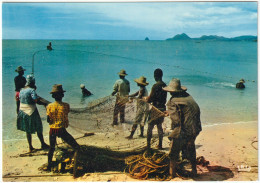 CPSM DE MARTINIQUE  -  SCÈNE DE PÊCHE - Autres & Non Classés