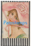 228572 ART ARTE SIGNED GODELLA WOMAN WITH A HAT POSTAL POSTCARD - Autres & Non Classés