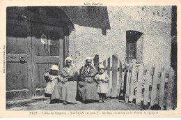 SAINT VERAN - Anciens Costumes De La Vallée Du Queyras - état - Autres & Non Classés