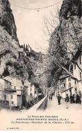 MOUSTIERS SAINTE MARIE - Le Faubourg - Très Bon état - Otros & Sin Clasificación