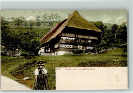 12038608 - Schwarzwald Haeuser Baeuerin Mit Tracht - Hochschwarzwald