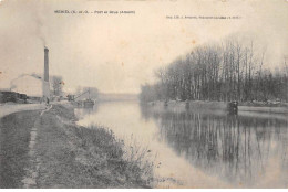 MERIEL - Port Et Grue - Très Bon état - Meriel