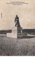 VOUZIERS CHESTRES - Monument Aux Morts - Très Bon état - Vouziers