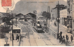 GRENOBLE - La Gare Au Passage à Niveau - Très Bon état - Grenoble