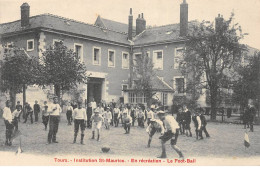 TOURS - Institution Saint Maurice - En Récréation - Le Football - Très Bon état - Tours