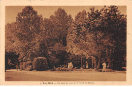 BEG MEIL - Un Coin Du Parc De L'Hôtel Des Dunes - Très Bon état - Beg Meil