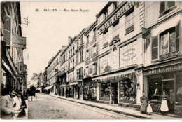 MELUN: Rue Saint-aspait - Très Bon état - Melun