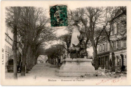 MELUN: Monument De Pasteur - Très Bon état - Melun