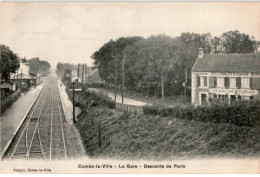 COMBS-la-VILLE: La Gare, Descente De Paris - Très Bon état - Combs La Ville