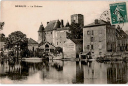 NEMOURS: Le Château - état - Nemours