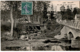 MELUN: Un Coin Au Pont De L'almont - Très Bon état - Melun